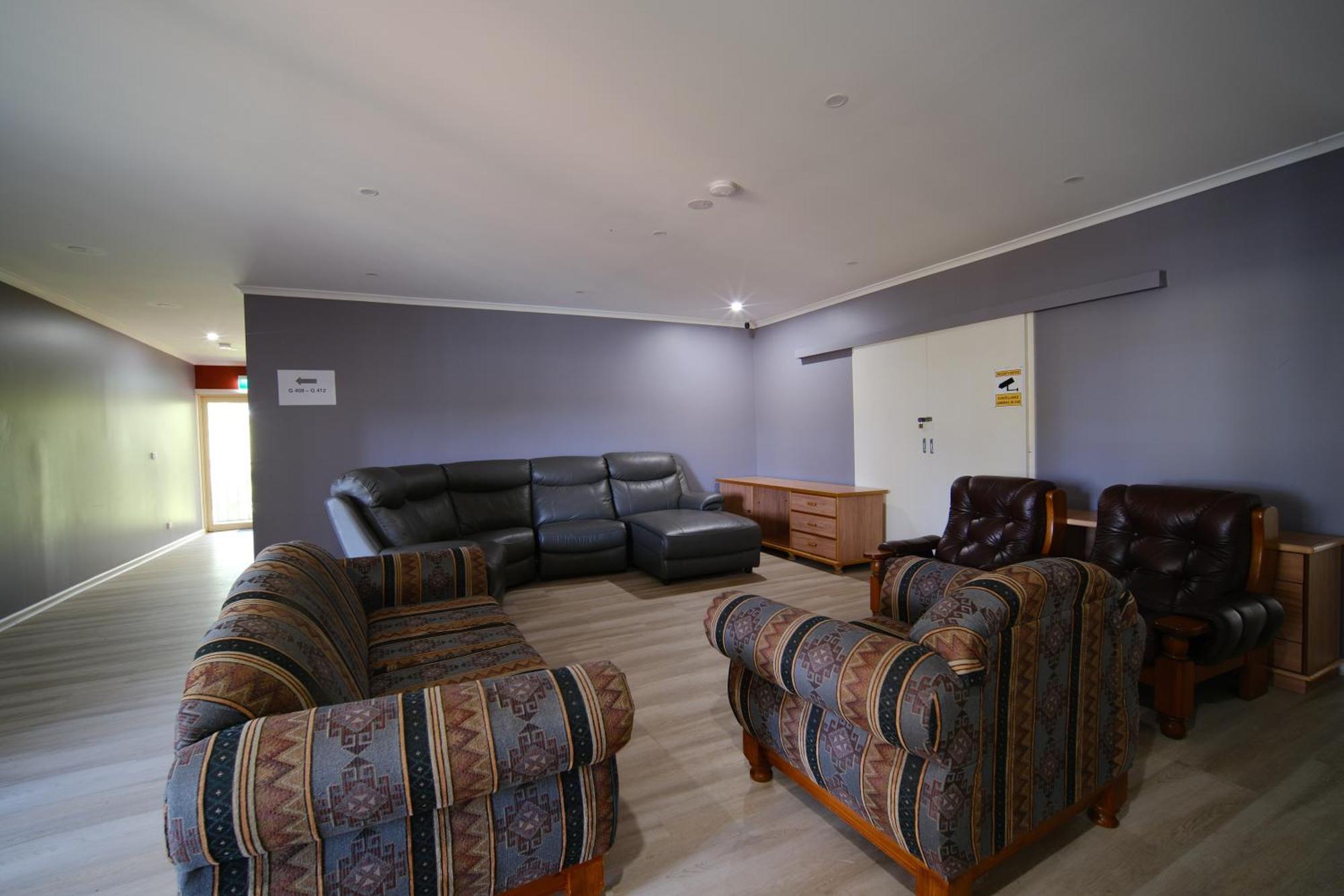 Motel Golf Place Wollongong