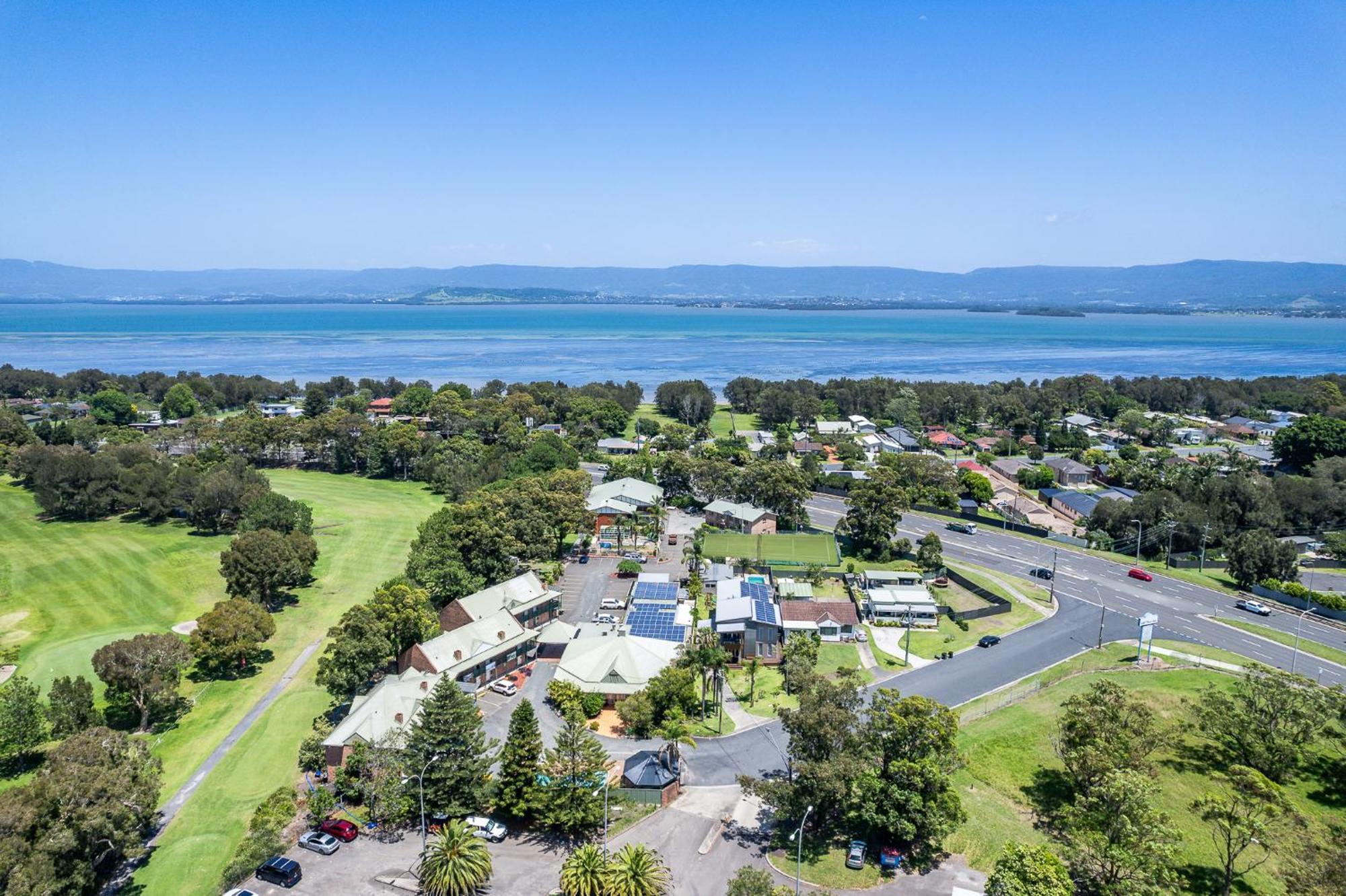 Golf Place Wollongong 3* Primbee