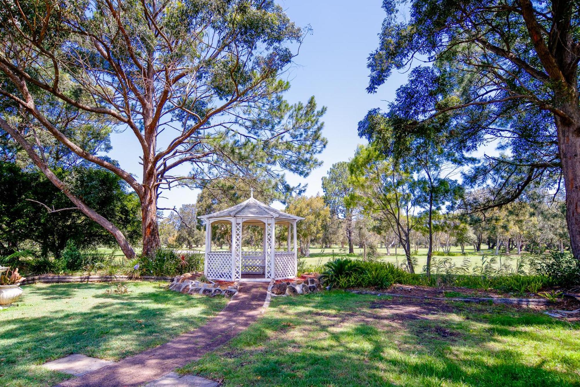 Golf Place Wollongong 3* Primbee