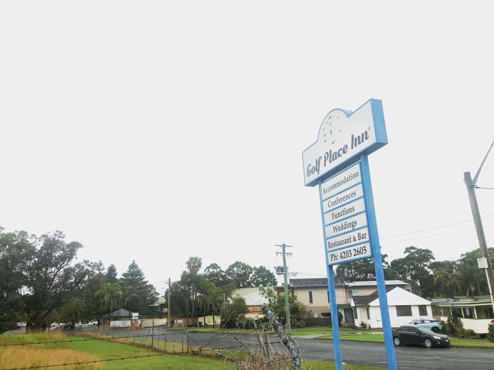 Motel Golf Place Wollongong