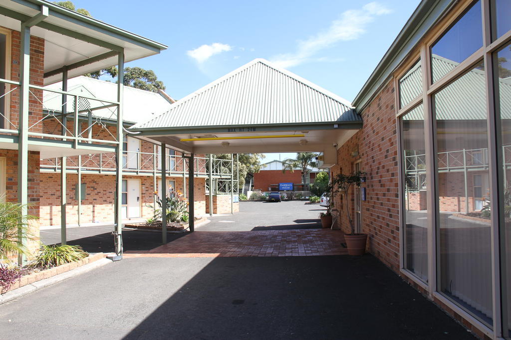 Motel Golf Place Wollongong Primbee