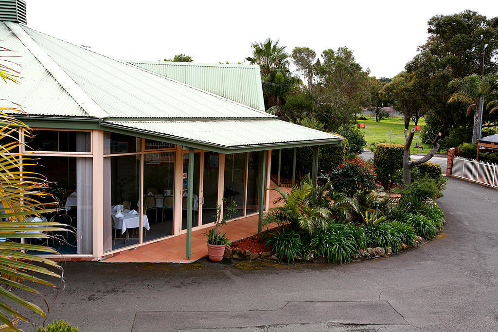 Motel Golf Place Wollongong Primbee
